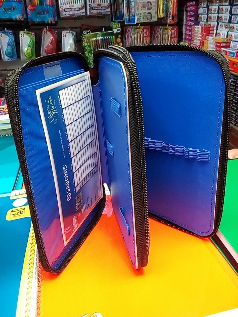 702D LAPICERA 2 CIERRES $100.00 CADA UNA.