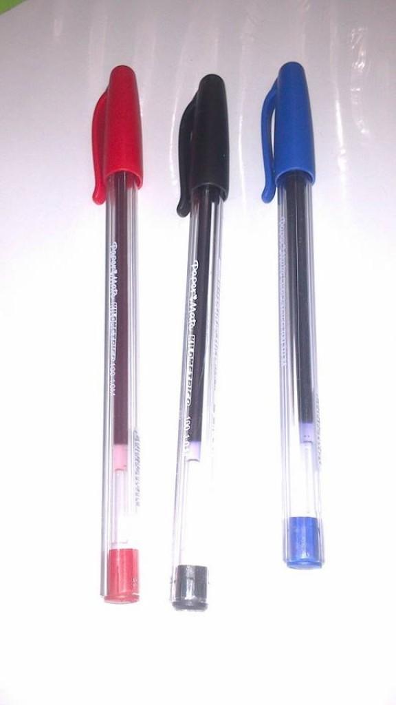 CAJA 12 PLUMA KILOMÉTRICO CON TAPA