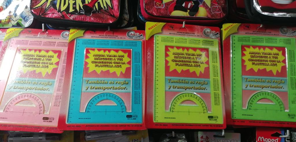 HACE MARGEN PROFESIONAL Y MARGEN FRANCÉS Y MARGEN ITALIANO.