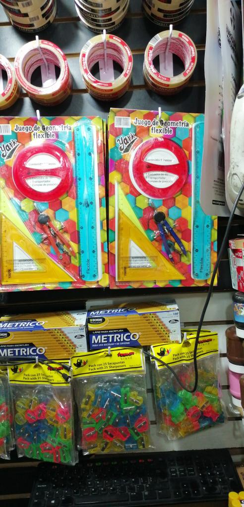 GEOMETRIA YARK TRANSPORTADOR REDONDO DE 360 GRADOS COLORES BASICOS