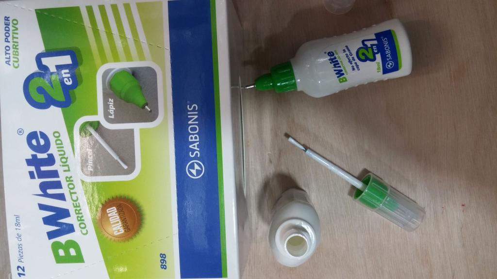 898 CAJA 12 CORRECTOR 2EN1 CORRECTOR PLUMA Y BROCHA