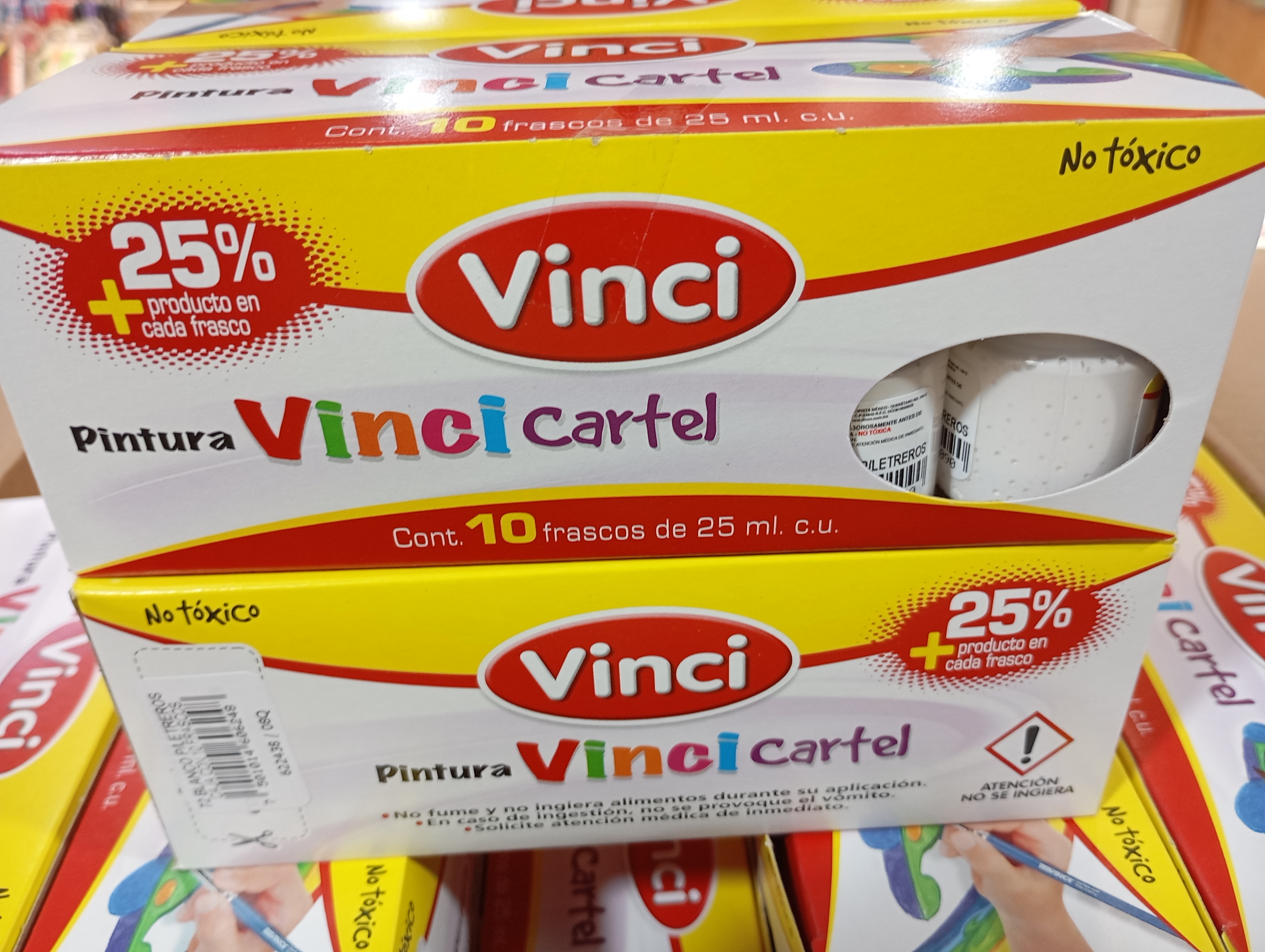 CAJA CON 10 PINTURA VINCI LAS 10 PINTURAS SON DEL MISMO COLOR.