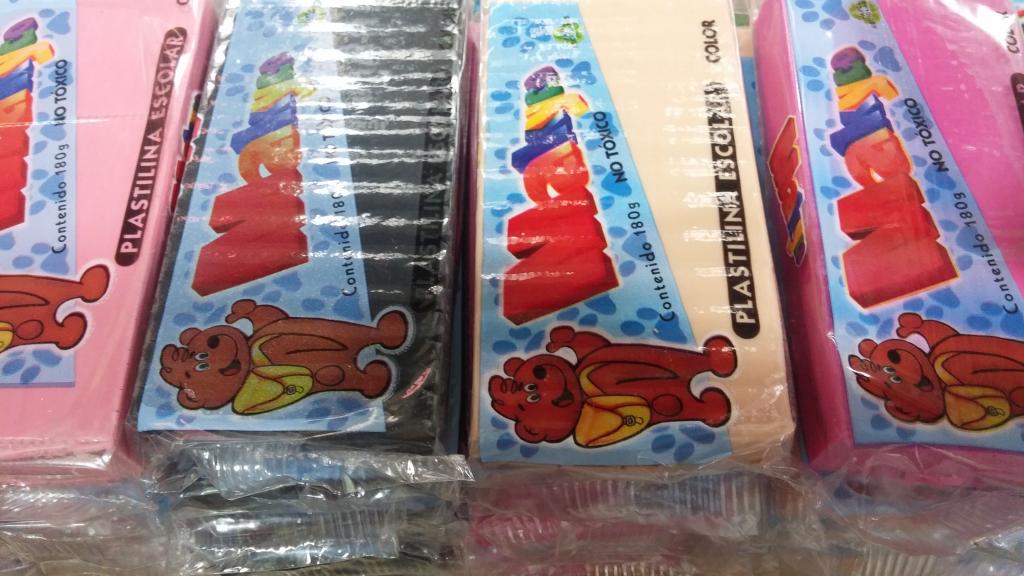 PLASTILINA DE BARRA MAKICO 16 COLORES DIFERENTES