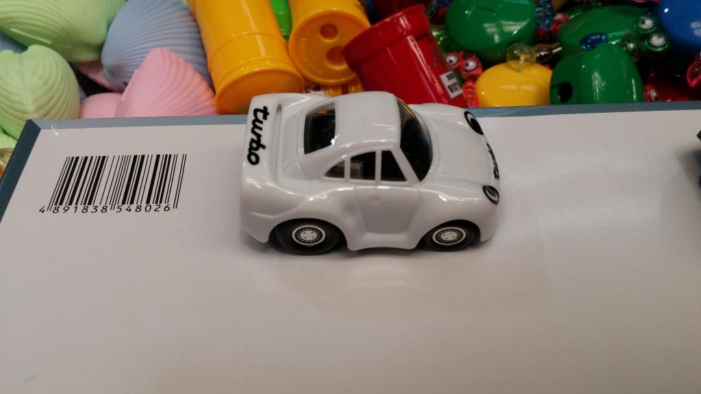 CAJA 24 SACAPUNTAS CARRO TURBO