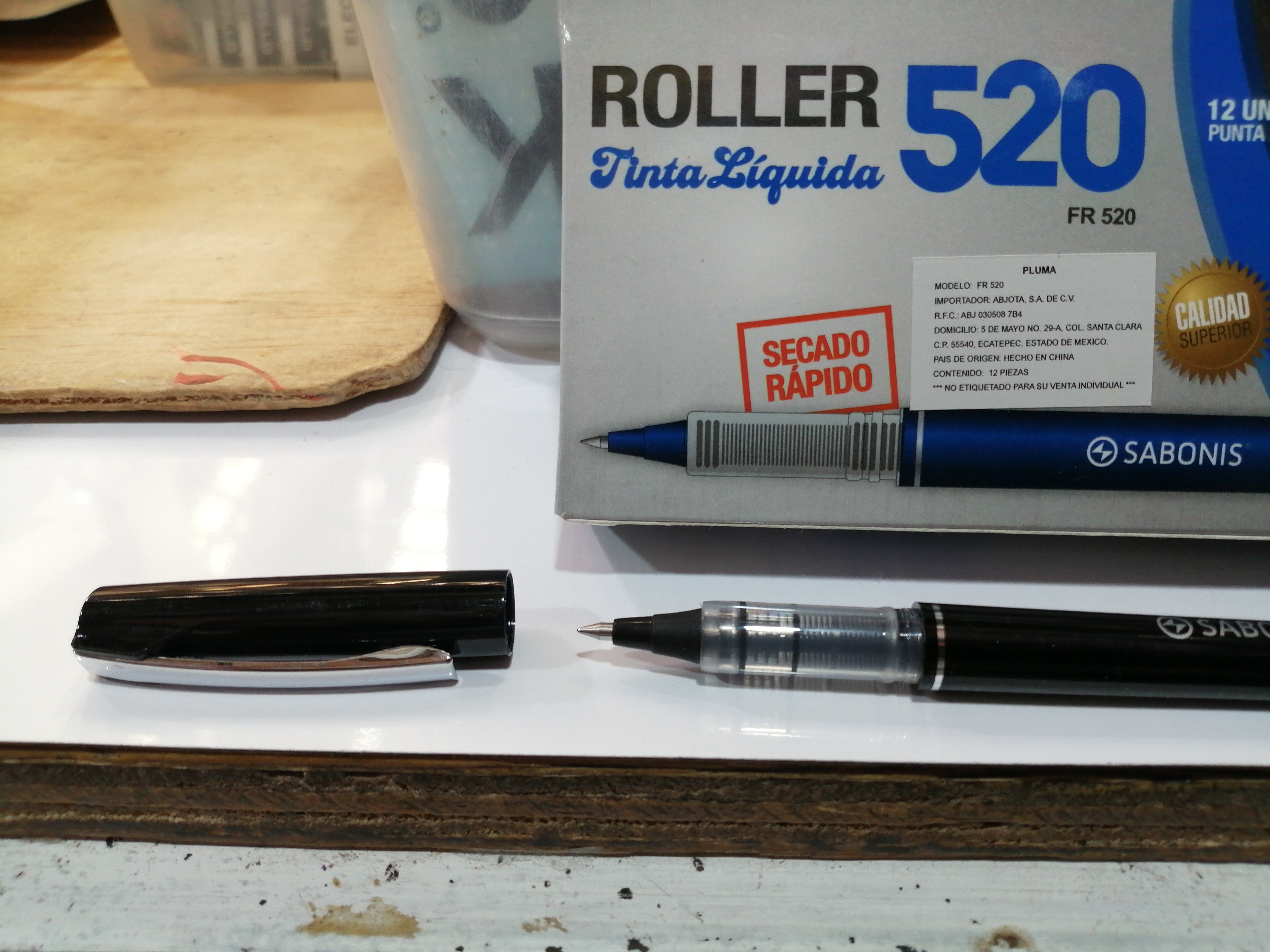 FR520 CAJA 12 PLUMA ROLER TINTA CHINA 0.5 MM EN N. A. R.