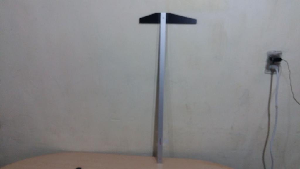 REGLA T ACRILICO CON ALUMINIO 90 CM