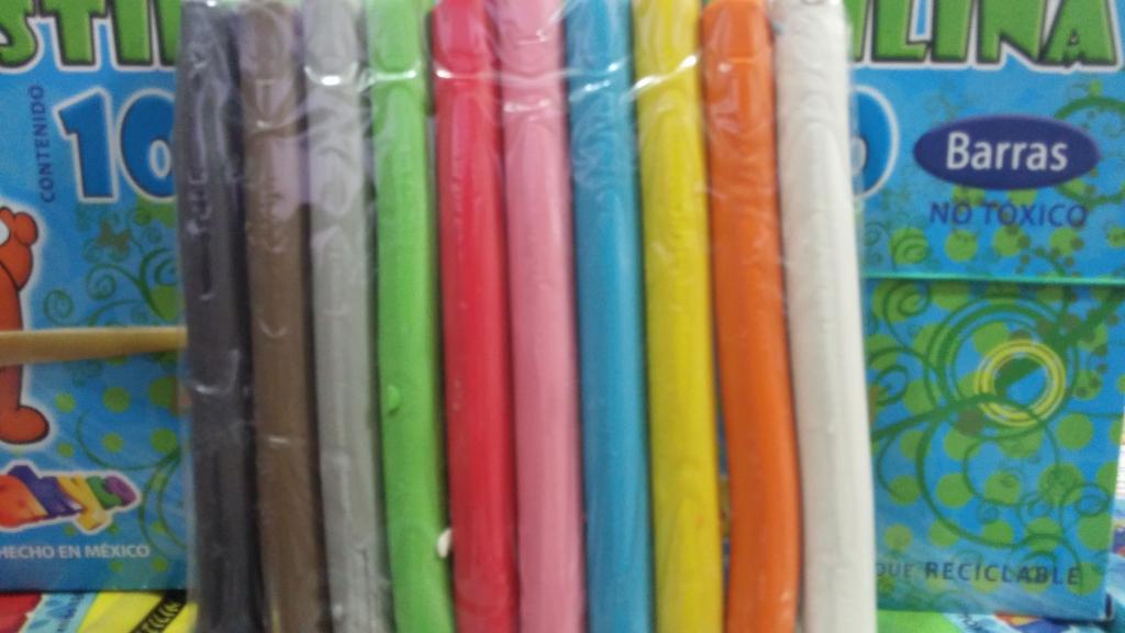 CAJA CON 10 PLASTILINAS DE DIFERENTES COLORES MAKYCO MÍNIMO 10 PIEZAS 38002